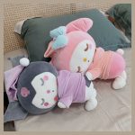 Schlafende Kuromi Plüschpuppe | 40cm Japan Kawaii Sanrio Plüsch Schlafpuppe