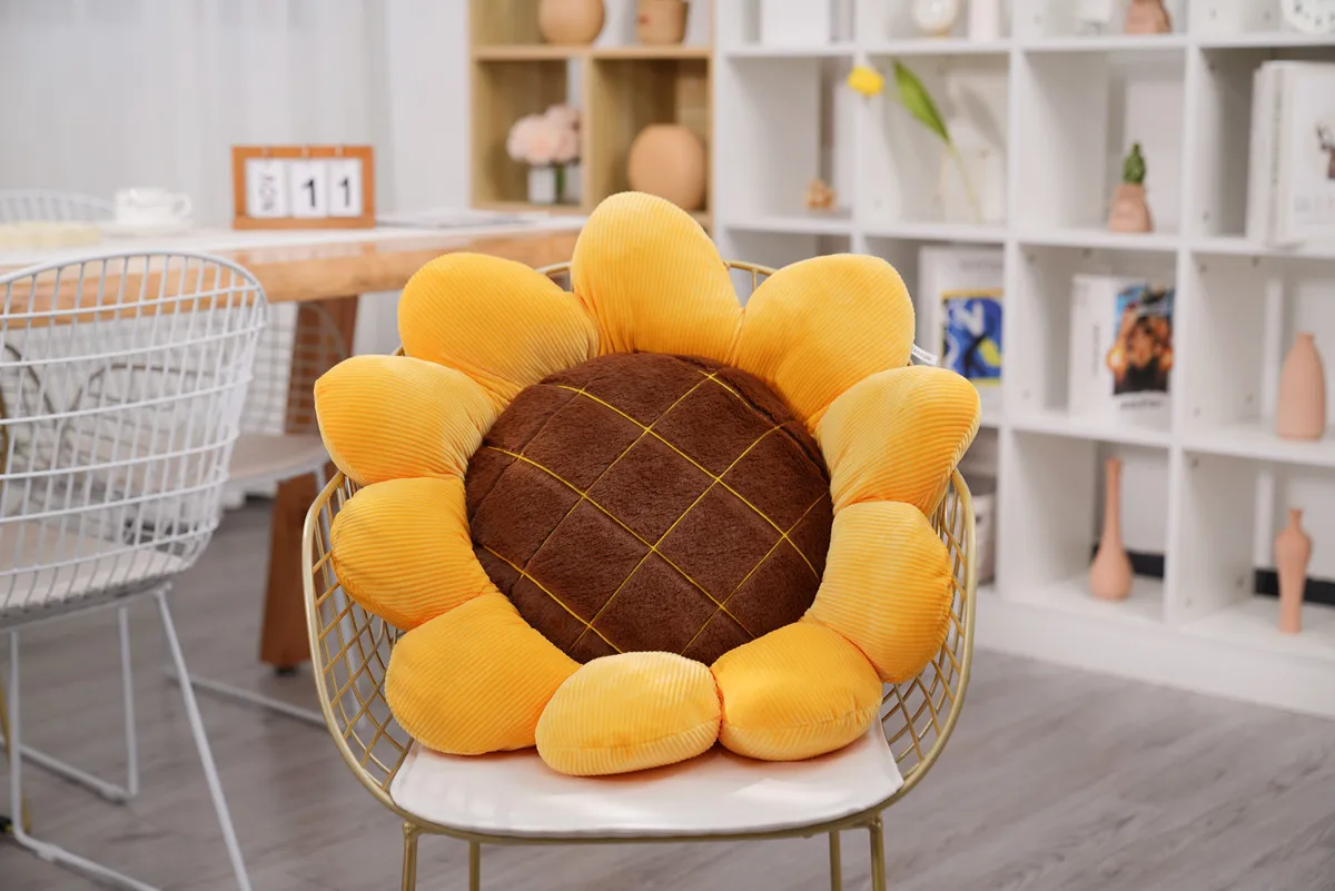 Sunflower Plush Seat -8