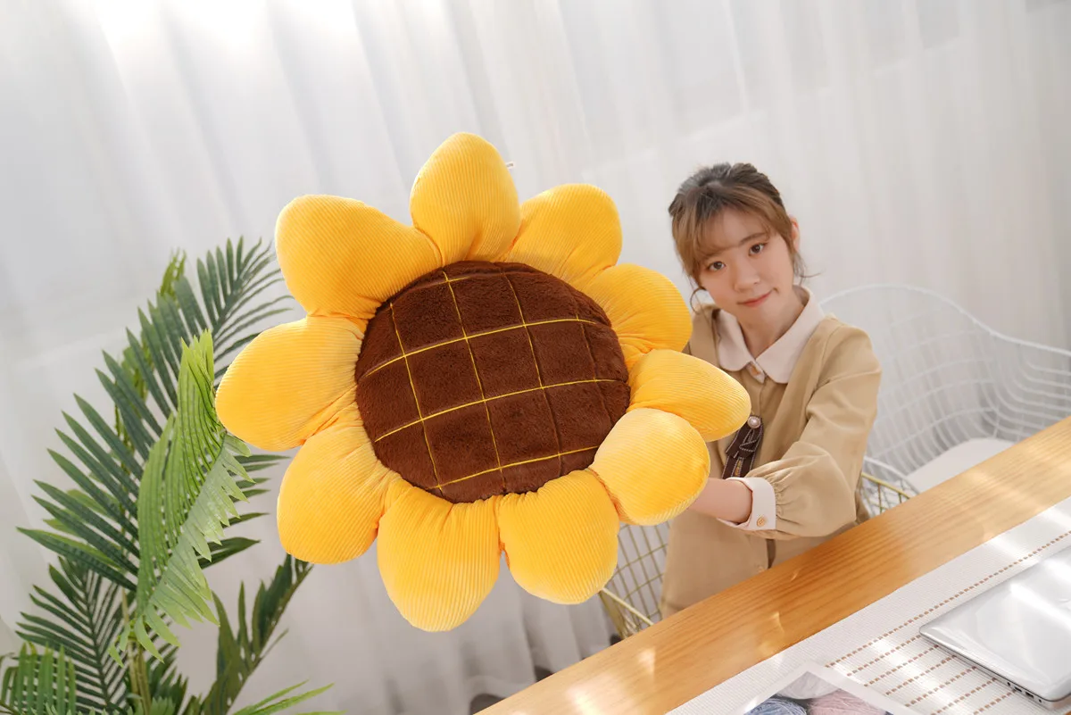 Sunflower Plush Seat -17