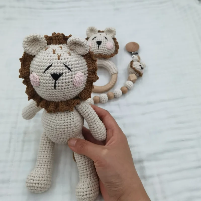 Lion shaped teething toy