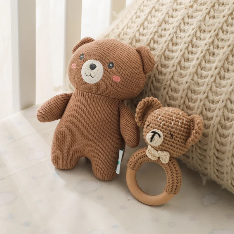 Soft and safe baby rattle toy