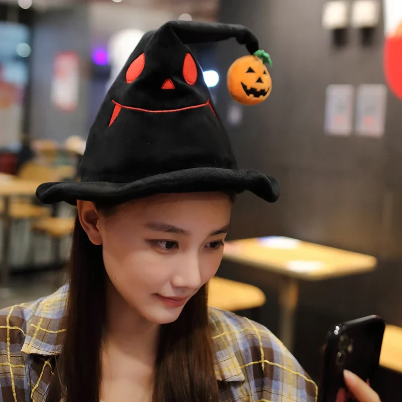 Comfortable pumpkin hat for teenagers