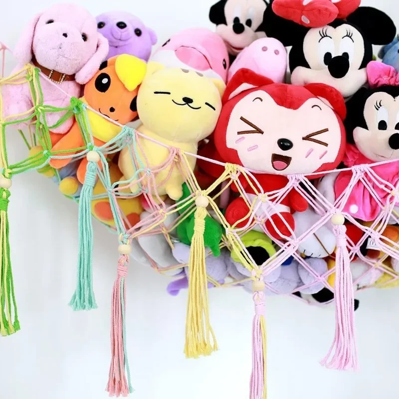 Corner plush toy storage