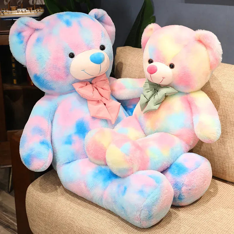 Cuddly giant bear doll