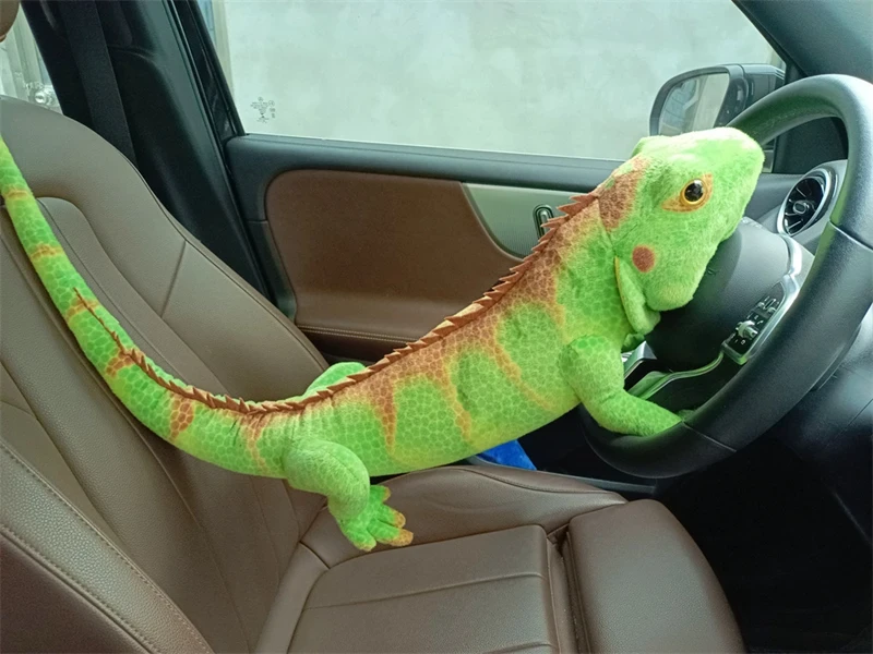 Realistic reptile plush toy